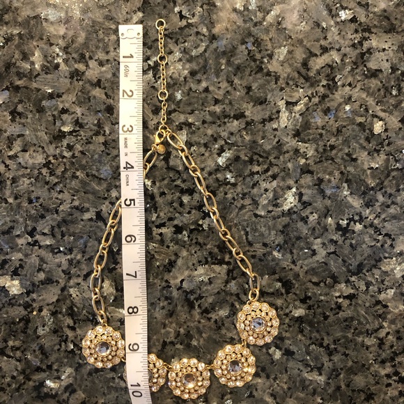 J CREW Round Floral Rhinestone Crystal Statement Necklace - Picture 8 of 10